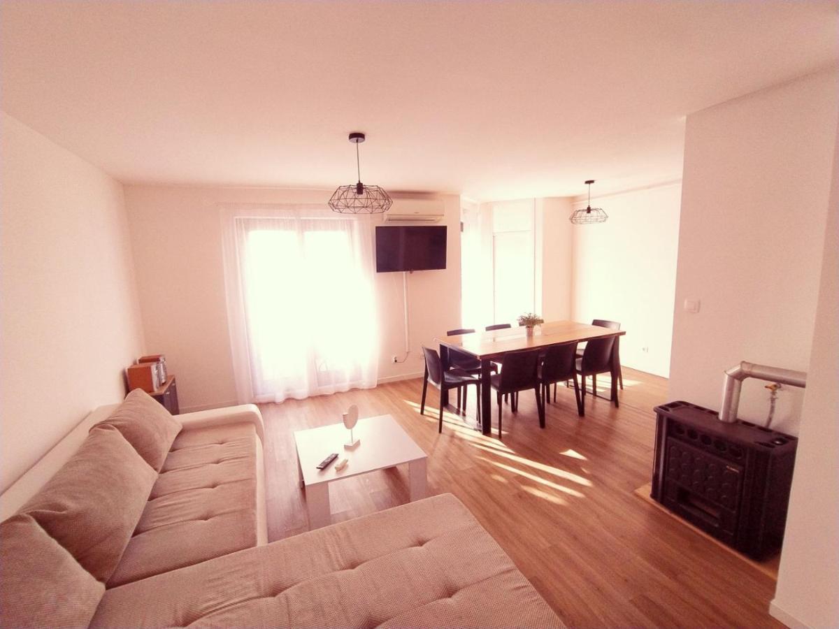 Apartment Tramonto Stoja พูลา ภายนอก รูปภาพ